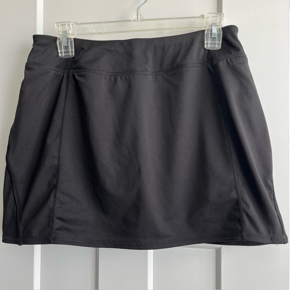 Tangerine Black Athletic Skort Sz M
